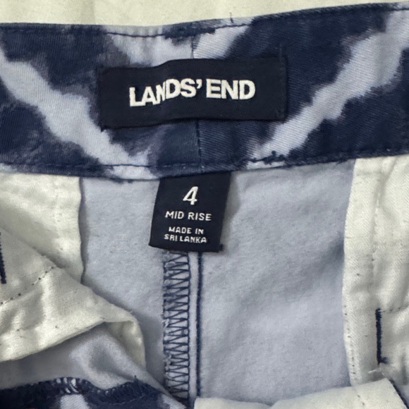 Land’s End Navy Tie-Dye Women's Shorts size 4 EUC - Picture 4 of 4